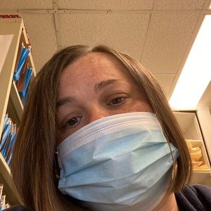 Meet your Posher, Lacey